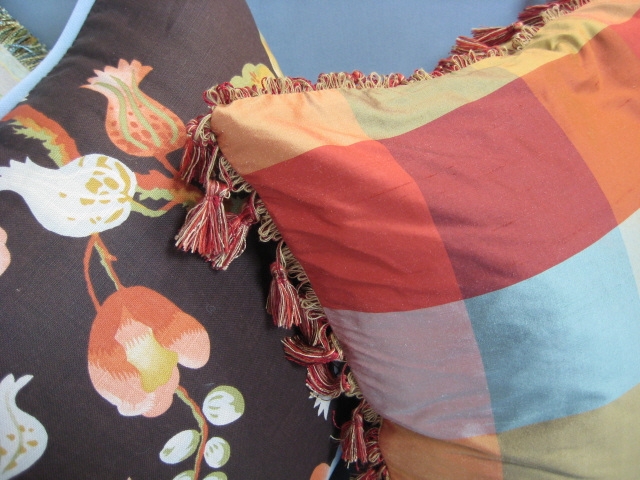 pillow-detail